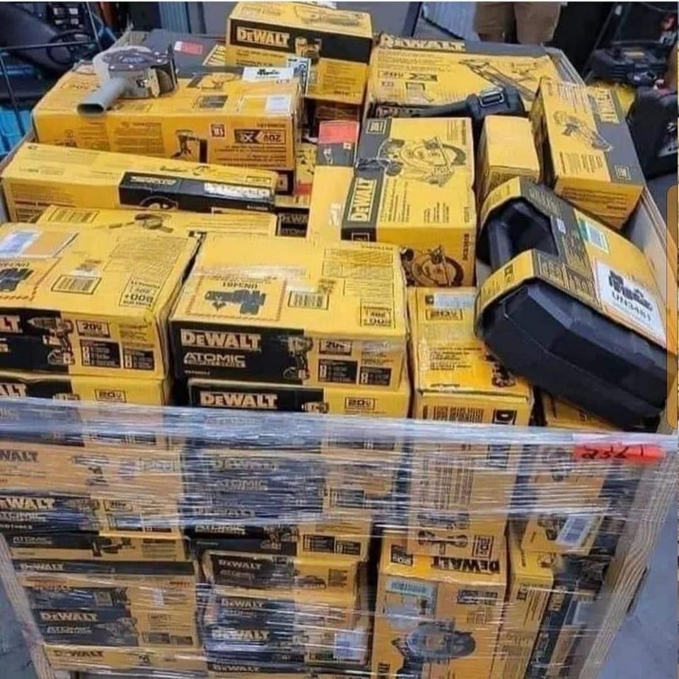 500295590_122112403346851640_7314736965194130786_n Dewalt Power Tool Liquidation Pallet