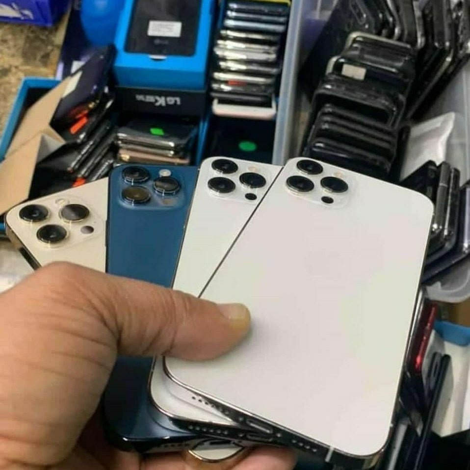Wholesale Mixed iPhone Pallet – 25 Clearance & Returns iPhones XR to 13 Pro Max