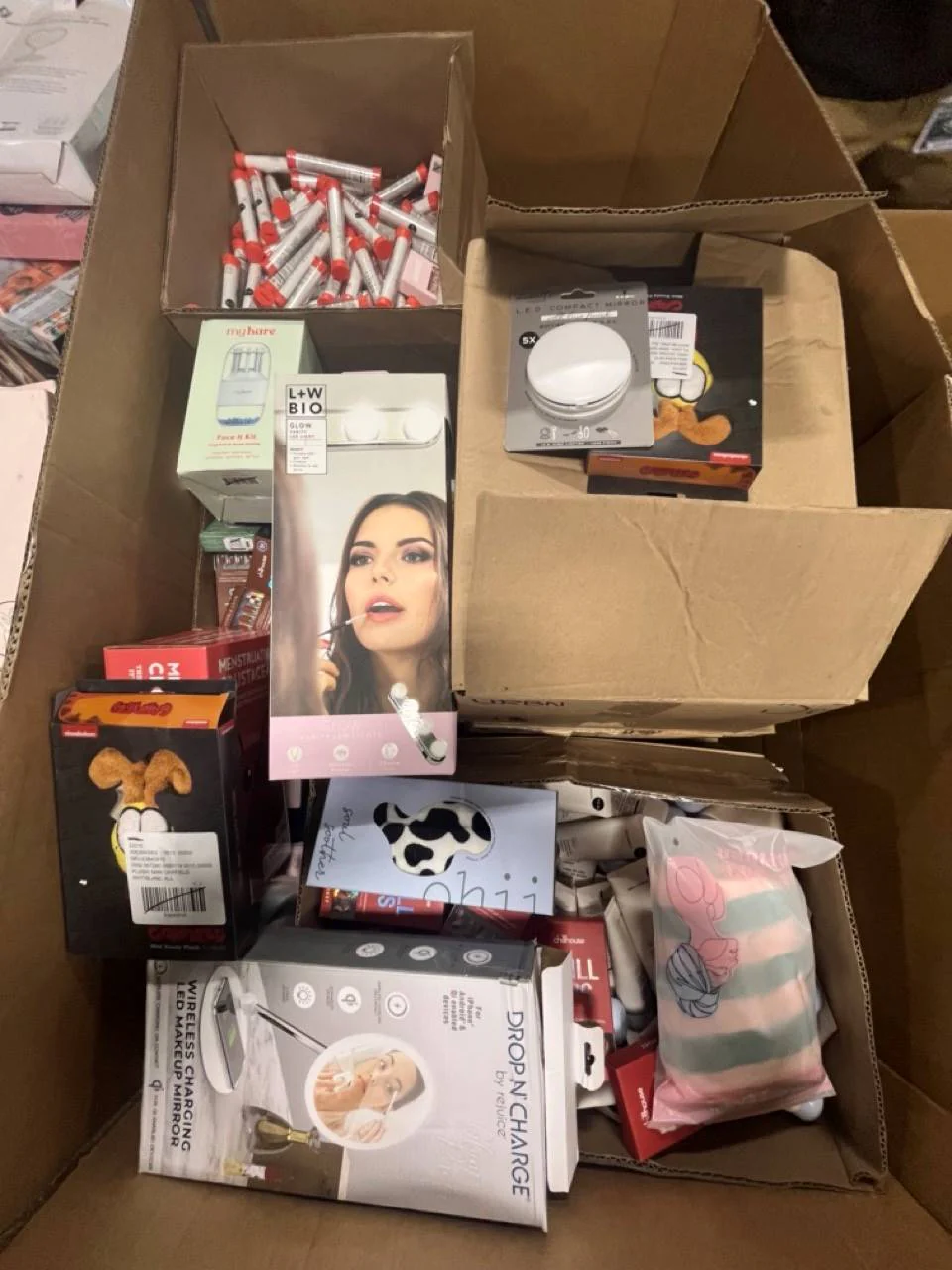 G51334-8_848b0e38-b33f-4f89-98eb-23e15f18fd0d Assorted Cosmetics Retail