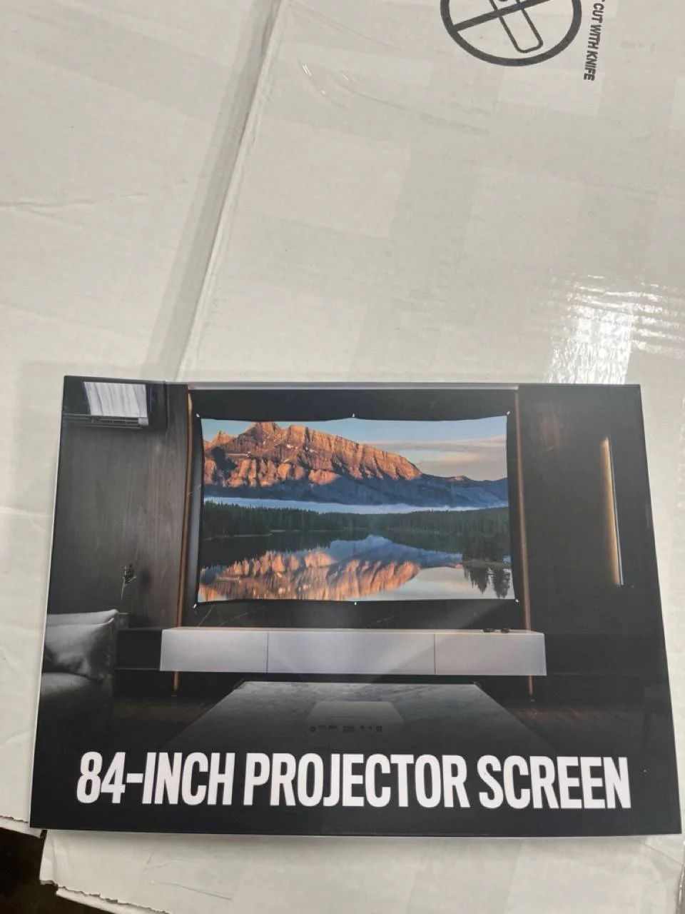 G51358-7_3a76bec9-e016-451a-9840-4398058e303f Assorted Tech Accessories Retail