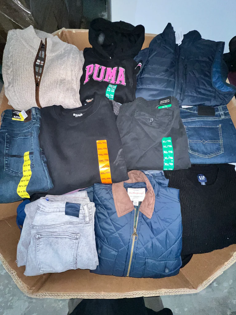 Brand Name Clothing #3 – 250pcs