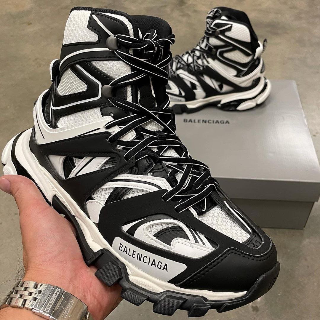 photo_2023-07-06_06-23-28 Wholesale Balenciaga Shoes Pallet – 60+ Pairs of Designer Footwear