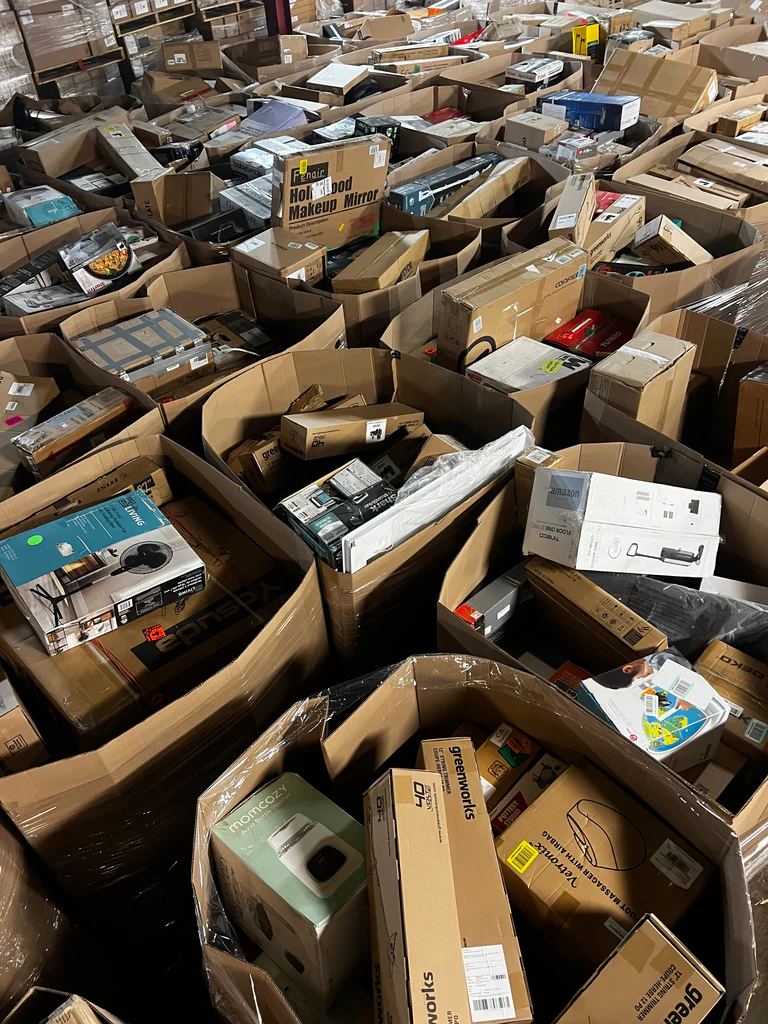 Amz Medium Electronics Truckload – 26 Pallets Amz Medium Electronics Truckload – 26 Pallets